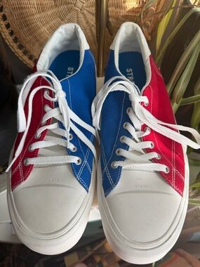 STRAYE Logan Low Top Skateboard Shoes Colorblock Split Red Blue White Sz 13